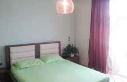 2 camere, 48 mp, mobilat modern, etaj intermediar, zona Calea Baciului