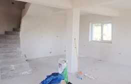 Duplex 120 mp utili, teren de 250 mp, front de 15 ml, zona linistita