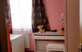 Apartament 2 camere, 56 mp, etaj intermediar, parcare, zona strazii Oasului