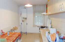 Apartament 3 camere, 72 mp, decomandat, zona BRD