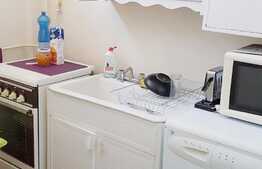 Garsoniera de vanzare, 28mp, decomandata, zona Iulius Mall