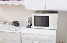 Garsoniera de vanzare, 28mp, decomandata, zona Iulius Mall