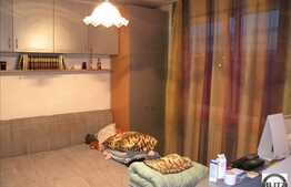 2 camere, 48 mp pe strada Horea!