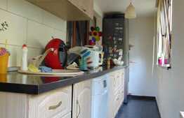 3 camere, decomandat, 79 mp, loc de parcare, boxa subsol, zona Kaufland