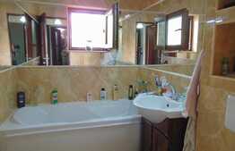 3 camere, decomandat, 79 mp, loc de parcare, boxa subsol, zona Kaufland