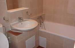 Garsoniera de vanzare, decomandata, 23 mp, boxa subsol, zona Spitalului de Recupere