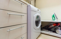 Apartament 3 camere, 55 mp, complet mobilat, boxa subsol, Piata 1 Mai