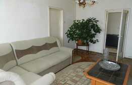 Apartament de vanzare, 2 camere, decomandat, 53 mp, zona Coloane