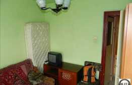 Vanzare 2 camere, 32 mp + loc de parcare, zona Piata Hermes