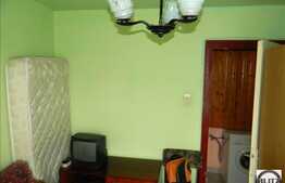 Vanzare 2 camere, 32 mp + loc de parcare, zona Piata Hermes