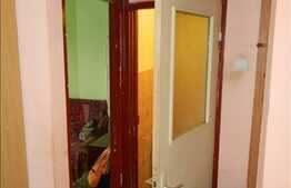 Vanzare 2 camere, 32 mp + loc de parcare, zona Piata Hermes