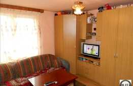 Vanzare 2 camere, 32 mp + loc de parcare, zona Piata Hermes