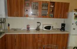 Apartament de 2 camere decomandate, parcare si balcon, zona strazii Somesului