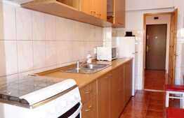 Garsoniera decomandata, 40 mp, mobilata modern, zona Calvaria