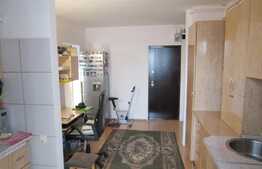 Apartament 2 camere, 44 mp, decomandat, boxa subsol, zona strazii Primaverii