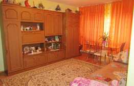 4 camere decomandate, 78 mp, boxa subsol, etaj intermediar, zona Calea Manastur