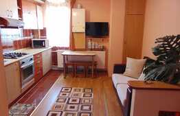 Apartament 3 camere, 75 mp, decomandat, boxa subsol, parcare, zona Farmec