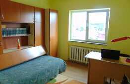 Apartament 3 camere, 75 mp, decomandat, boxa subsol, parcare, zona Farmec