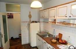 Vanzare apartament decomandat cu 3 camere in zona Interservisan