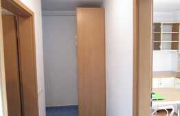 Garsoniera 40 mp, decomandata, etaj intermediar, parcare, zona Salii Sporturilor