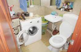 3 camere, 62 mp, decomandat, terasa, boxa subsol, garaj, zona strazii Gh. Dima