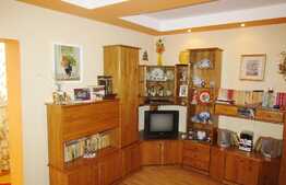 3 camere, 62 mp, decomandat, terasa, boxa subsol, garaj, zona strazii Gh. Dima