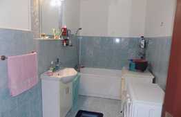 De vanzare 2 camere decomandate, 52 mp, balcon inchis! Zona strazii Florilor!