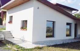 Casa individuala, 215 mp utili, teren de 1000 mp, panorama superba