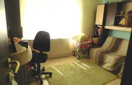 Vanzare apartament cu 3 camere, 58 mp, mobilat si utilat! Parcare! Zona Terra!