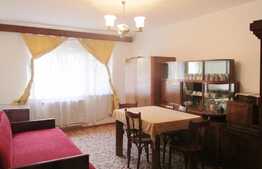 Apartament 3 camere, 70 mp, zona strazii Plopilor