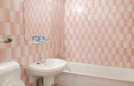 Apartament 3 camere, 70 mp, zona strazii Plopilor