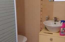 De vanzare garsoniera, 27 mp, decomandata, parcare, zona Oncos