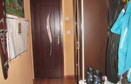 2 camere, 35 mp, etaj intermediar, mobilat, parcare, zona strazii Primaverii