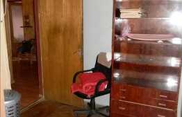 Apartament 3 camere decomandate, 80.5 mp, zona Donath. Boxa inclusa!