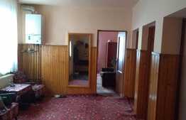 Casa individuala de vanzare, 100 mp utili, 777 mp de teren, zona linistita!