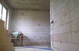 Casa individuala, 370 mp utili, teren de 1500 mp, semifinisata, zona linistita