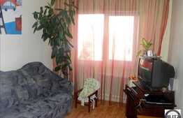 Vanzare 3 camere la 5 minute de Profi, orientare S-E,  boxa la subsol si parcare