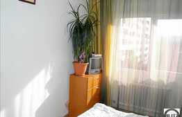 Vanzare 3 camere la 5 minute de Profi, orientare S-E,  boxa la subsol si parcare