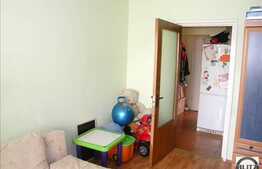 Vanzare 3 camere la 5 minute de Profi, orientare S-E,  boxa la subsol si parcare