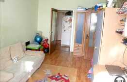 Vanzare 3 camere la 5 minute de Profi, orientare S-E,  boxa la subsol si parcare