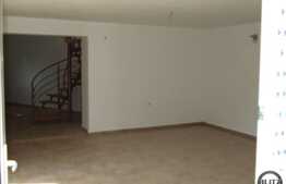 Vanzare apartament 2 camere decomandate,  101 mp utili, finisat, cu loc parcare