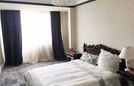 3 camere, 70 mp, terasa 15 mp, etaj intermediar, garaj, zona strazii Paris