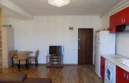 Apartament 3 camere, 55 mp, imobil tip casa/vila, zona strazii Uliului