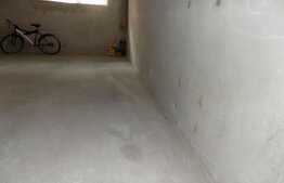 Apartament de vanzare, 2 camere, 44 mp, garaj, zona strazii Florilor