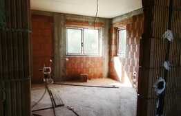 Casa individuala, 120 mp utili, teren de 500 mp, zona Restaurant The Xanus