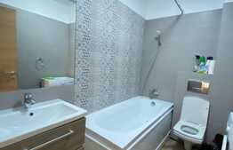 Apartament cu 3 camere, lux, parcare, zona strazii Buna Ziua