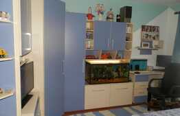 2 camere, decomandat, 51 mp, loc de parcare, boxa subsol, zona strazii Florilor