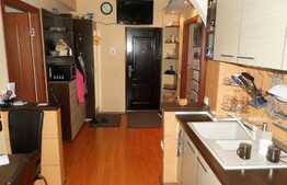 2 camere, decomandat, 51 mp, loc de parcare, boxa subsol, zona strazii Florilor