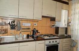 2 camere, decomandat, 51 mp, loc de parcare, boxa subsol, zona strazii Florilor