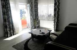 Apartament de vanzare 4 camere, decomandat, 90 mp, zona strazii Stejarului